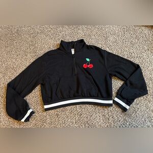 Women’s Cropped Quarter-Zip Pullover – Size Large – Cherry Patch